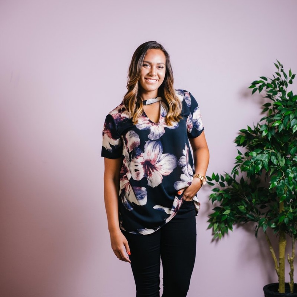 Take a Peek Top.  Size XL (12-14)